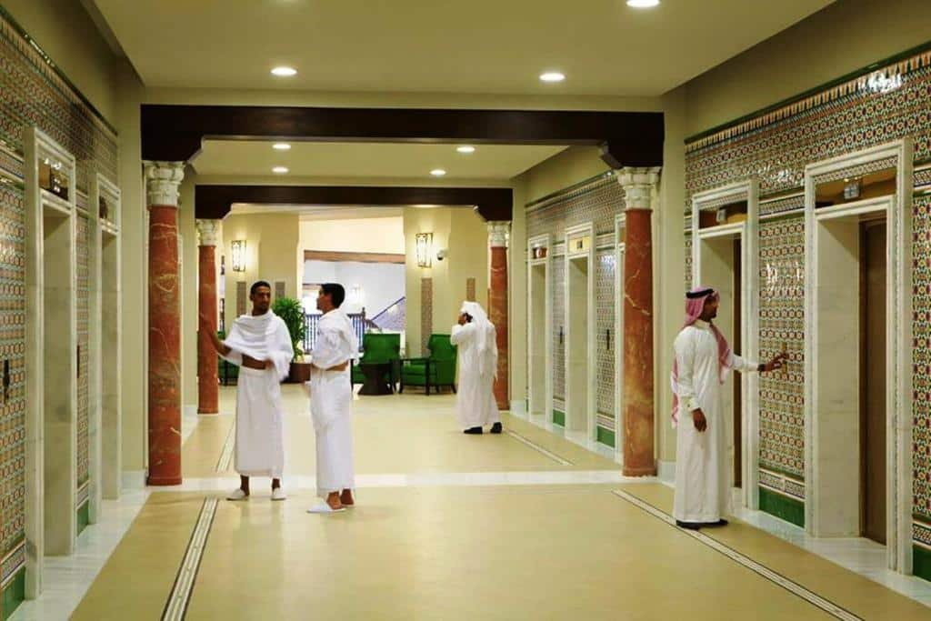 اللوبي والصالات