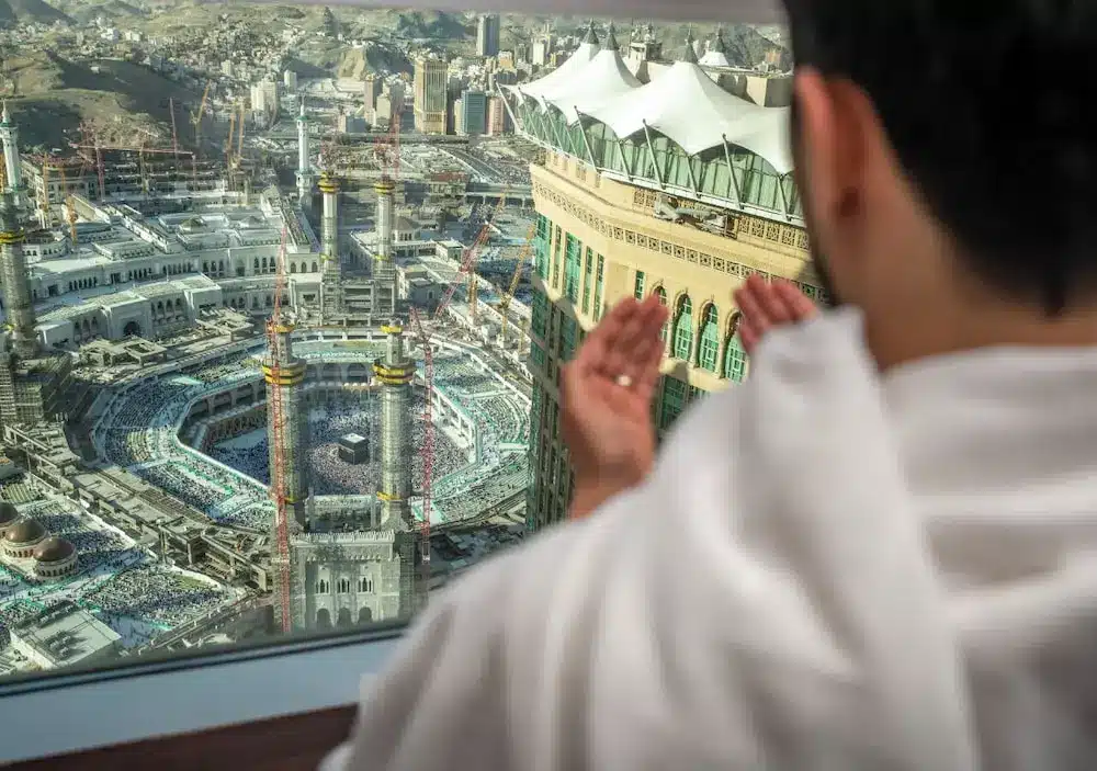 الشرفات والإطلالات